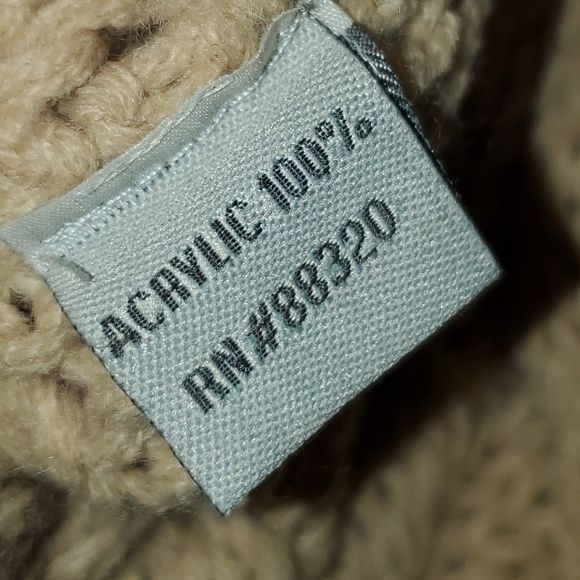 C.C infinity scarf - Picture 3 of 5